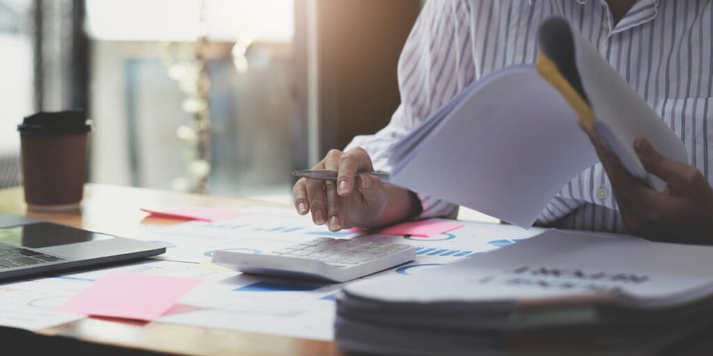 Zakres ochrony ubezpieczeniowej może obejmować zarówno odpowiedzialność kontraktową, jak i deliktową.